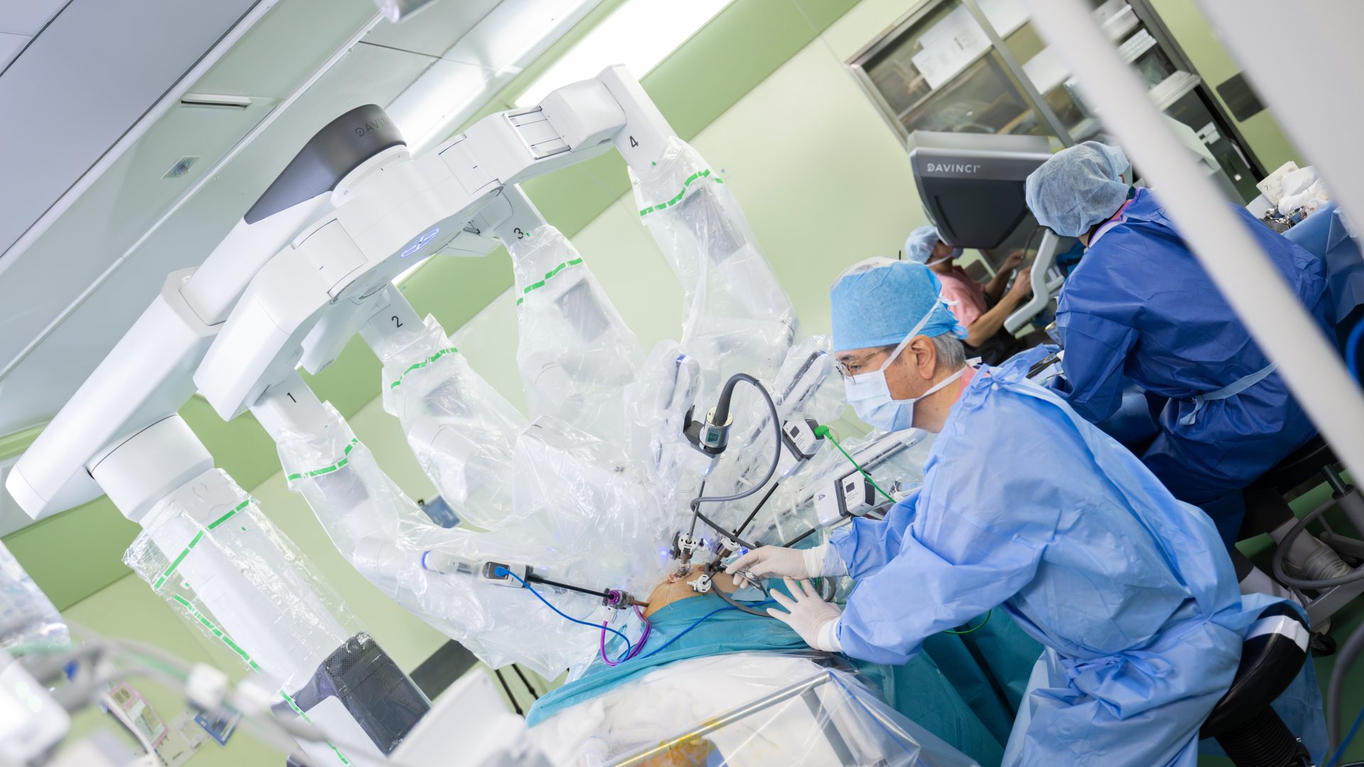 手術支援ロボット「ダヴィンチ」 手術実績50例達成しました！！ | 古賀